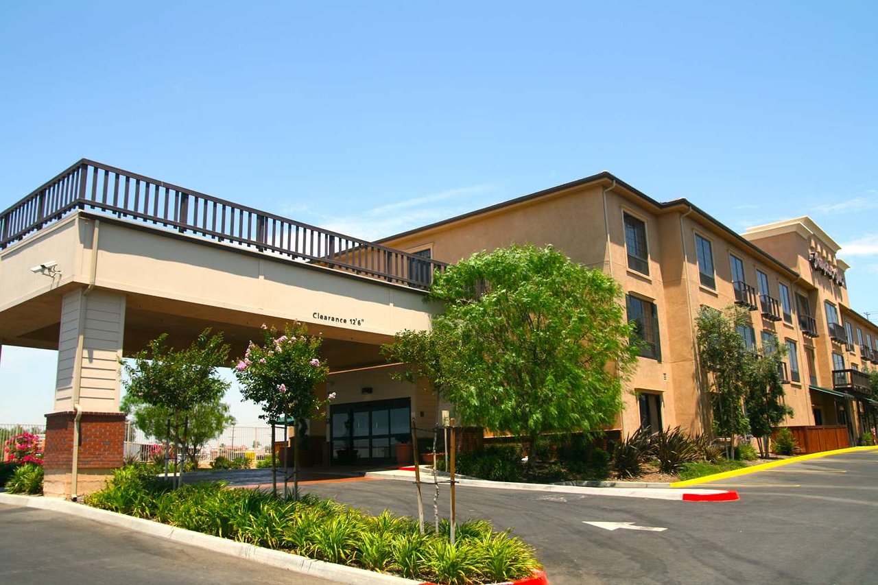Case StudyHampton Inn Norco, CAFine Hospitality Group United States